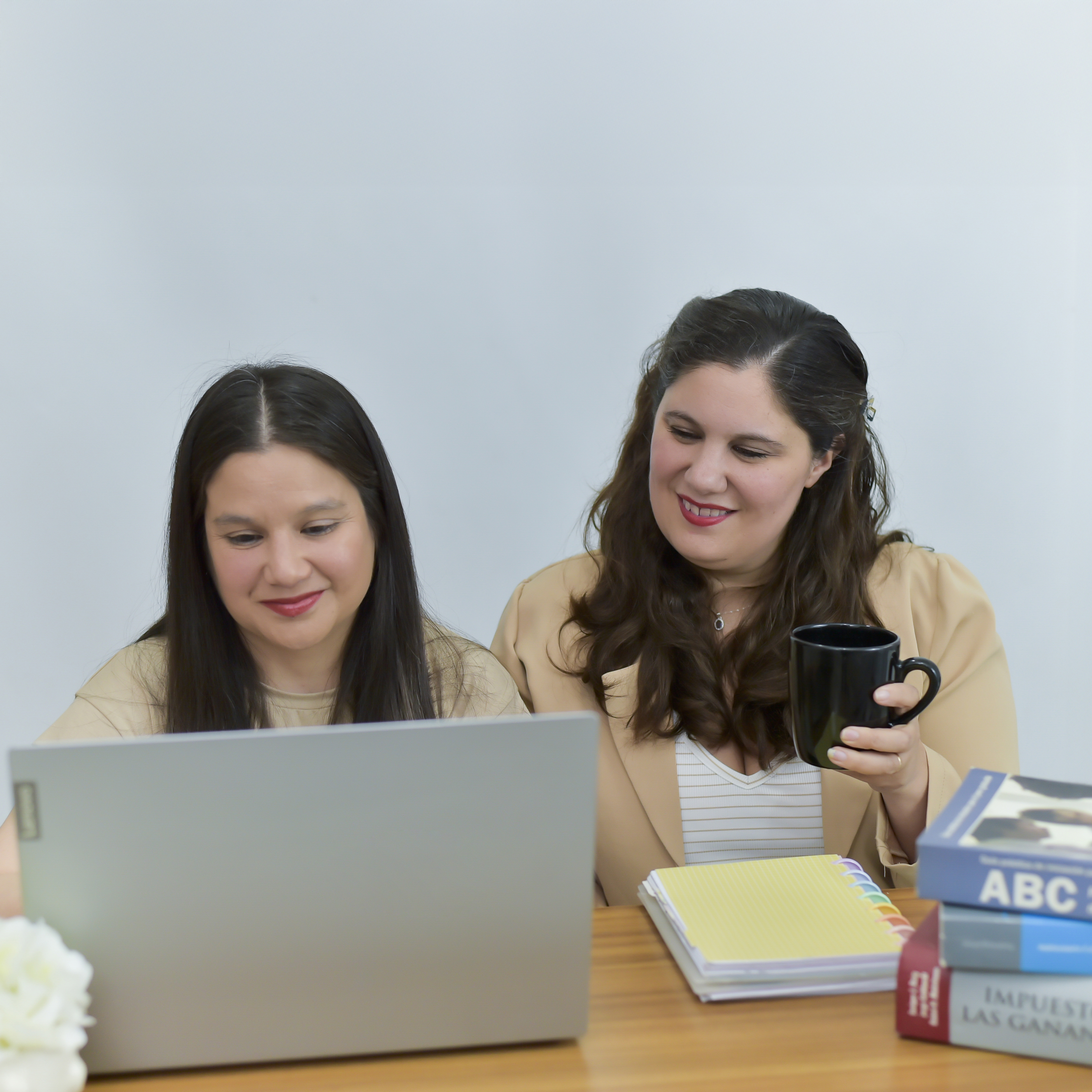 Fatima y Cintia, cofundadoras de Eureka AyC