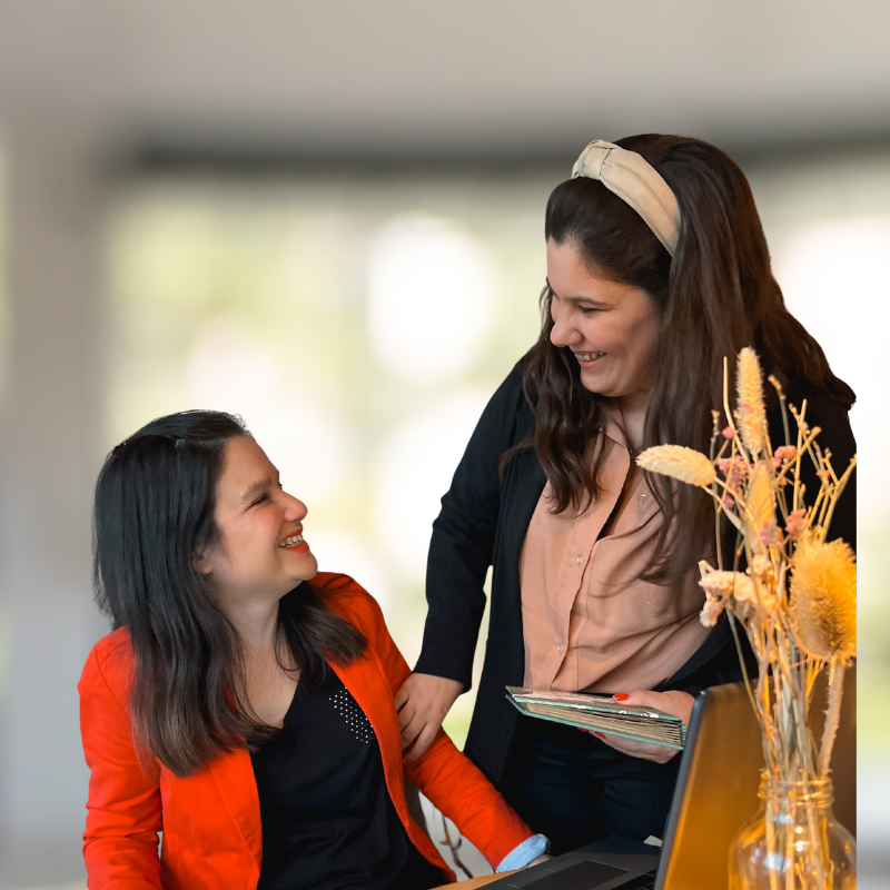 foto de perfil de linkedin hombre elegante (1)